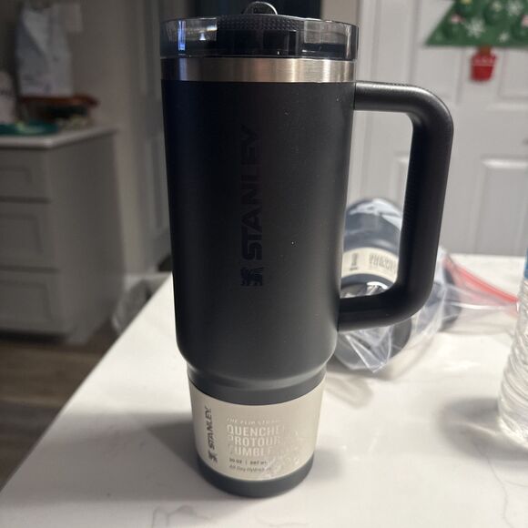 Stanley Quencher Protour 30oz Tumbler - Black - Picture 1 of 7
